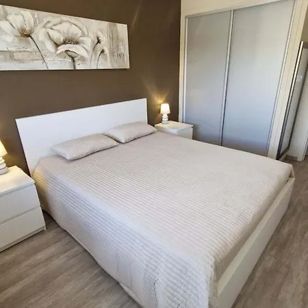 Tatil Evi Balcons Fleuris 948-2 *